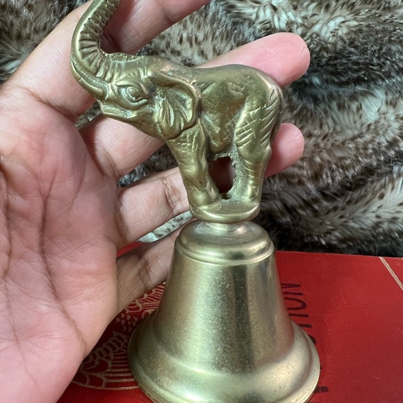 Elephant Handle Brass Bell Trumpeting Elephant With Trunk Raised,shelf Decor - Picture 3 of 7